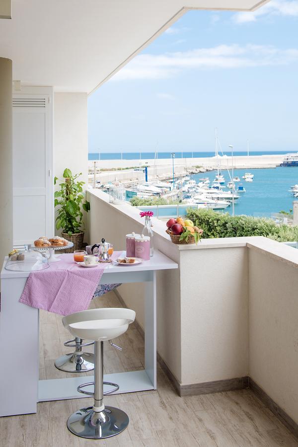 Bed and Breakfast Chicco Di Caffe' Monopoli Exterior foto